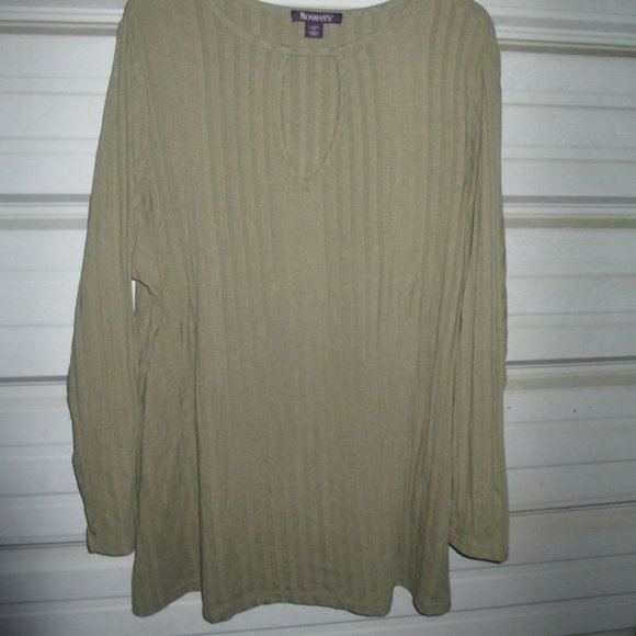 Plus Size 1X 22/24 Roamans Green Sweater soft top, shirt womens - Picture 1 of 2